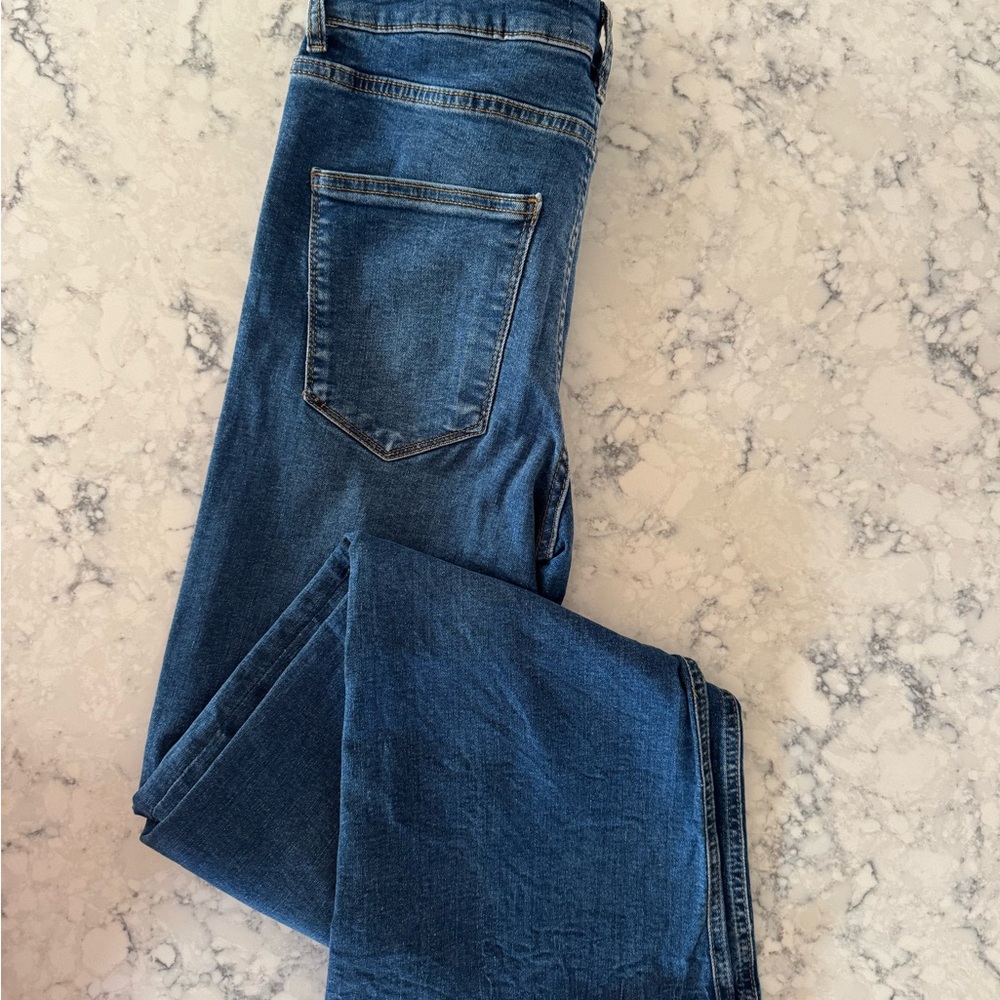Zara Distressed Blue Jeans